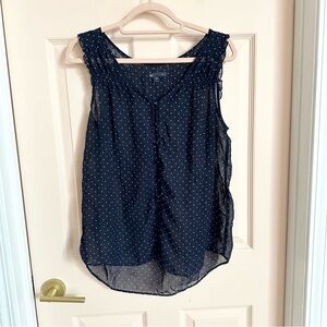 Lightweight polka dot gap tank